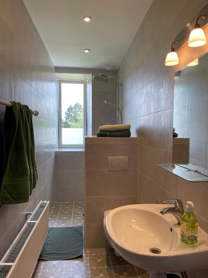 Les Pimprenelles Villa Beauraing Exterior foto